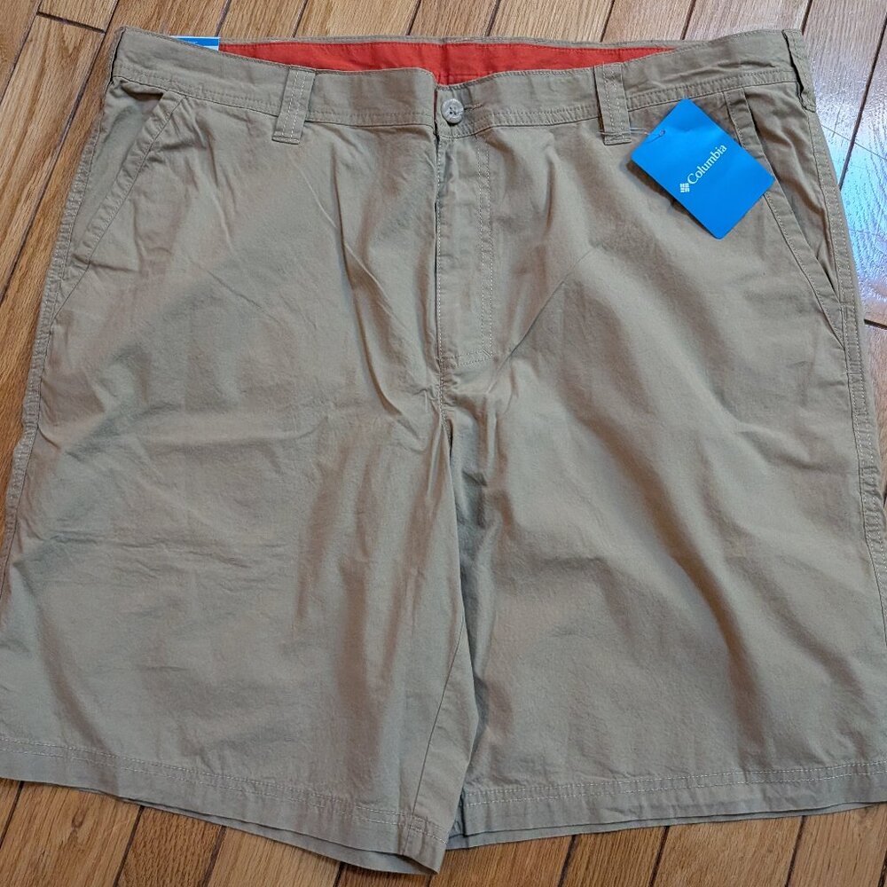 Men's Columbia Shorts - Size 40